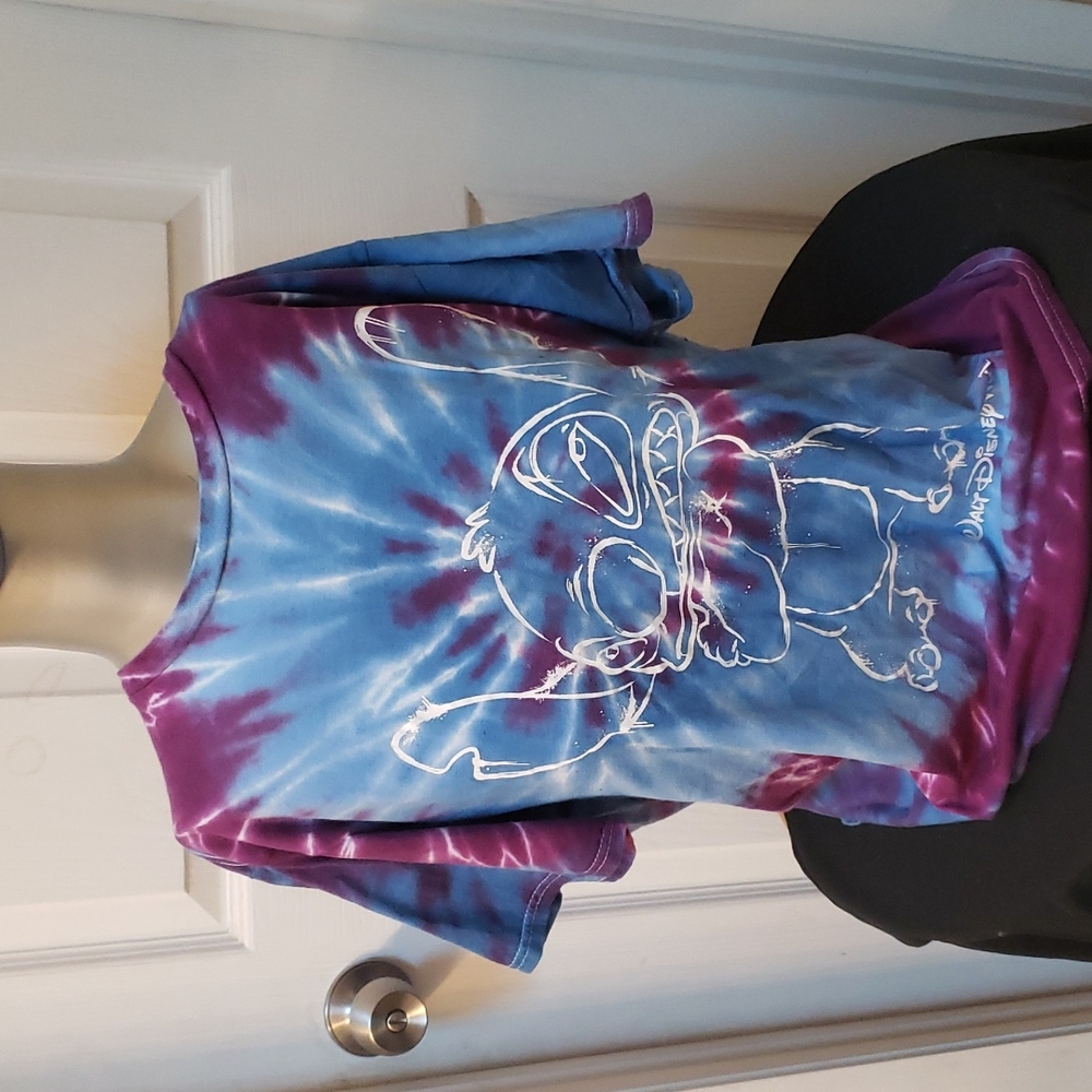 Tie died stitch short sleeve tee